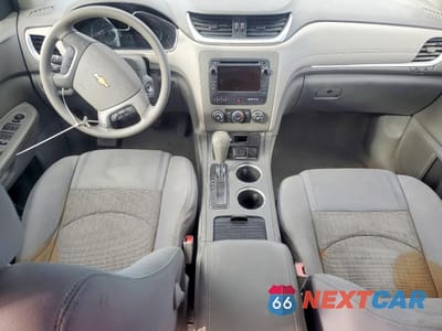 Zdjęcie 8 z 13 samochodu: 2015 CHEVROLET TRAVERSE LS VIN:1GNKRFED6FJ113457 - miniatura