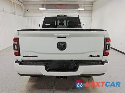 Zdjęcie 6 z 11 samochodu: 2024 RAM 2500 LARAMIE VIN:3C6UR5FL9RG330659 - miniatura