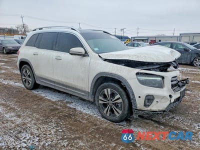 Czwarte zdjęcie samochodu z boku: 2024 MERCEDES-BENZ GLB 250 VIN:W1N4M4GB5RW374384 - miniatura