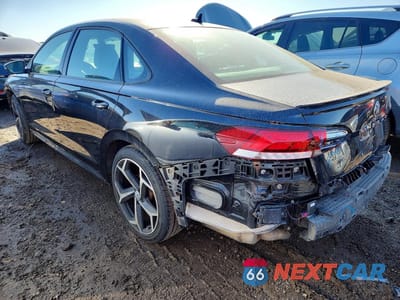 Drugie zdjęcie samochodu z przodu: 2021 VOLKSWAGEN PASSAT R-LINE VIN:1VWMA7A34MC017210 - miniatura