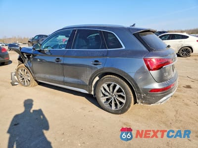 Drugie zdjęcie samochodu z przodu: 2022 AUDI Q5 PREMIUM 45 VIN:WA1GAAFY1N2104100 - miniatura