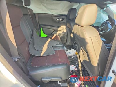 Zdjęcie 11 z 12 samochodu: 2019 CHEVROLET BLAZER RS VIN:3GNKBJRS6KS642934 - miniatura