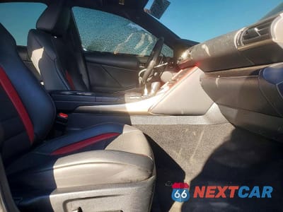 Piąte zdjęcie samochodu w środku: 2019 LEXUS IS 300 VIN:JTHC81D24K5039458 - miniatura