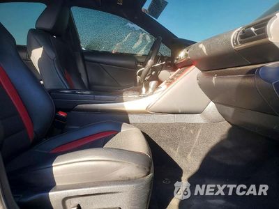 Piąte zdjęcie samochodu w środku: 2019 LEXUS IS 300 VIN:JTHC81D24K5039458 - miniatura
