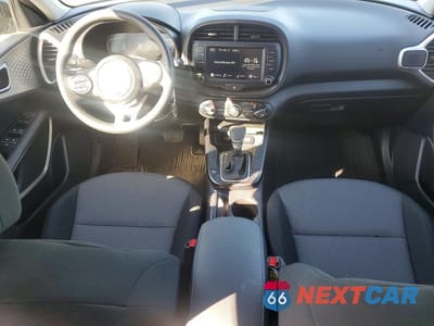 Zdjęcie 8 z 12 samochodu: 2024 KIA SOUL LX VIN:KNDJ23AU2R7235585 - miniatura