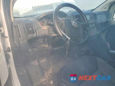 Zdjęcie 8 z 13 samochodu: 2017 RAM PROMASTER 2500 2500 HIGH VIN:3C6TRVDGXHE551778 - miniatura