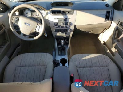 Zdjęcie 8 z 12 samochodu: 2010 FORD FOCUS SE VIN:1FAHP3FN3AW144259 - miniatura