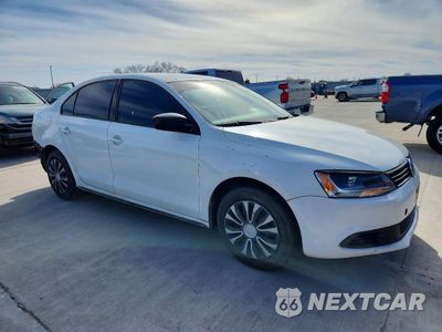 Czwarte zdjęcie samochodu z boku: 2013 VOLKSWAGEN JETTA BASE VIN:3VW1K7AJXDM257262 - miniatura
