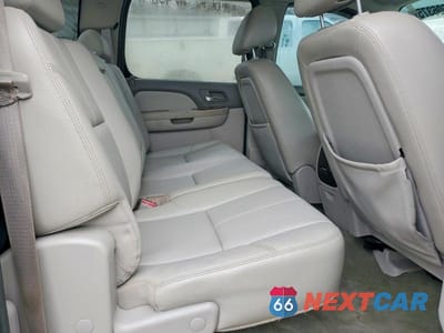 Zdjęcie 10 z 11 samochodu: 2010 CHEVROLET SILVERADO K3500 LTZ VIN:1GC7K1B63AF108482 - miniatura