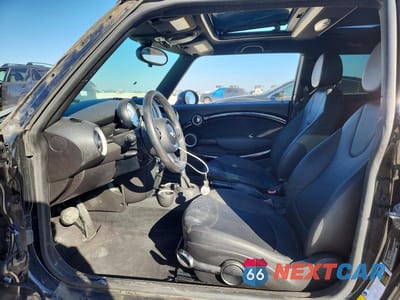 Zdjęcie 7 z 12 samochodu: 2013 MINI COOPER VIN:WMWSU3C5XDT689567 - miniatura