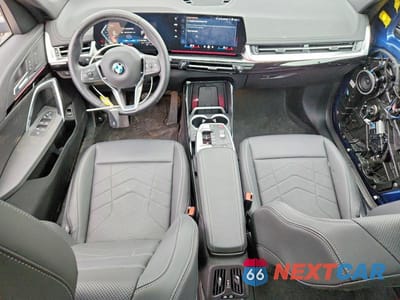 Zdjęcie 8 z 13 samochodu: 2025 BMW X1 XDRIVE28I VIN:WBX73EF02S5201059 - miniatura