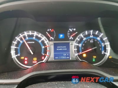 Zdjęcie 9 z 15 samochodu: 2017 TOYOTA 4RUNNER SR5/SR5 PREMIUM VIN:JTEBU5JR2H5435961 - miniatura