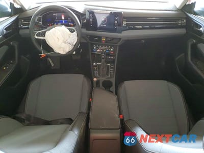 Zdjęcie 8 z 12 samochodu: 2026 VOLKSWAGEN JETTA SE VIN:3VW7W7BU8TM002440 - miniatura