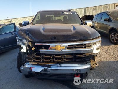 Piąte zdjęcie samochodu w środku: 2022 CHEVROLET SILVERADO K1500 LT-L VIN:1GCPDKEK5NZ581409 - miniatura