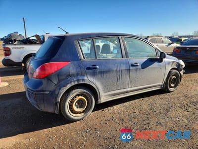 Trzecie zdjęcie samochodu z tyłu: 2008 NISS VERSA S VIN:3N1BC13EX8L353294 - miniatura