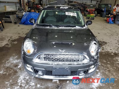 Piąte zdjęcie samochodu w środku: 2013 MINI COOPER S VIN:WMWSV3C51DT479761 - miniatura