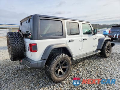 Trzecie zdjęcie samochodu z tyłu: 2021 JEEP WRANGLER UNLIMITED SPORT VIN:1C4HJXDM1MW546525 - miniatura