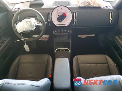 Zdjęcie 8 z 14 samochodu: 2026 MINI COUNTRYMAN S ALL4 VIN:WMZ23GA03T7T82253 - miniatura