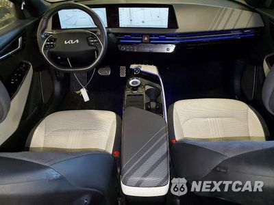 Zdjęcie 8 z 12 samochodu: 2023 KIA EV6 GT LINE VIN:KNDC4DLC7P5109602 - miniatura