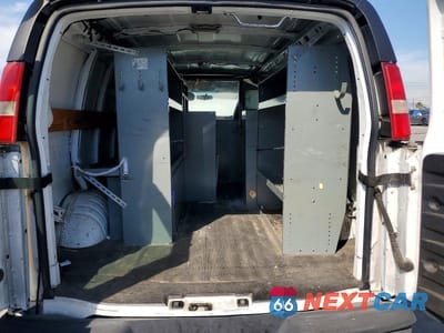 Zdjęcie 10 z 14 samochodu: 2012 CHEVROLET EXPRESS 2500 VIN:1GCWGFCBXC1124958 - miniatura