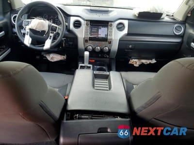 Zdjęcie 8 z 11 samochodu: 2019 TOYOTA TUNDRA DOUBLE CAB SR VIN:5TFRY5F17KX244137 - miniatura
