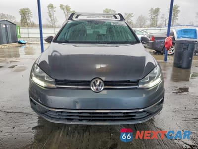Piąte zdjęcie samochodu w środku: 2019 VOLKSWAGEN GOLF S VIN:3VWG57AUXKM010526 - miniatura