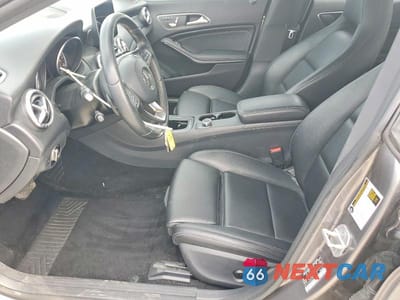 Zdjęcie 7 z 12 samochodu: 2018 MERCEDES-BENZ CLA 250 4MATIC VIN:WDDSJ4GB5JN539812 - miniatura