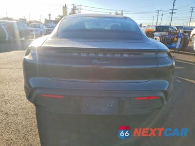 Zdjęcie 6 z 12 samochodu: 2023 PORSCHE TAYCAN VIN:WP0AA2Y15PSA14164 - miniatura