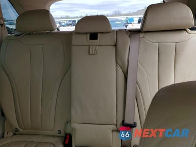 Zdjęcie 10 z 13 samochodu: 2015 BMW X5 SDRIVE35I VIN:5UXKR2C58F0H38575 - miniatura