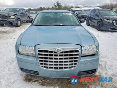 Piąte zdjęcie samochodu w środku: 2009 CHRYSLER 300 VIN:2C3KA43D89H547557 - miniatura