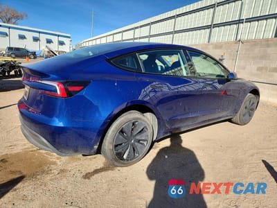 Trzecie zdjęcie samochodu z tyłu: 2024 TESLA MODEL 3 VIN:5YJ3E1EA7RF844752 - miniatura