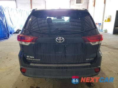 Zdjęcie 6 z 12 samochodu: 2019 TOYOTA HIGHLANDER SE VIN:5TDJZRFH8KS608974 - miniatura