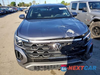 Piąte zdjęcie samochodu w środku: 2024 VOLKSWAGEN ATLAS CROSS SPORT SE VIN:1V2HE2CA2RC236146 - miniatura
