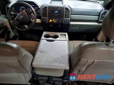 Zdjęcie 8 z 11 samochodu: 2019 FORD F250 SUPER DUTY VIN:1FT7W2B60KEG06043 - miniatura
