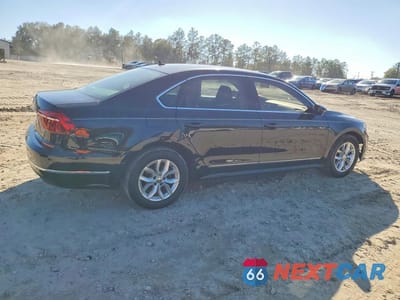 Trzecie zdjęcie samochodu z tyłu: 2017 VOLKSWAGEN PASSAT S VIN:1VWAT7A30HC006918 - miniatura