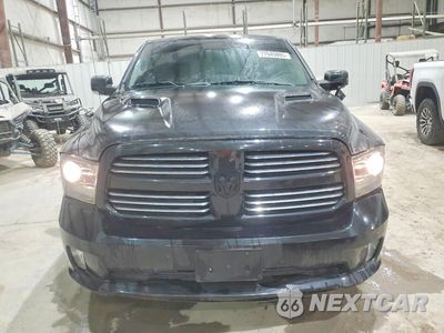 Piąte zdjęcie samochodu w środku: 2016 RAM 1500 SPORT VIN:1C6RR7MT2GS387263 - miniatura