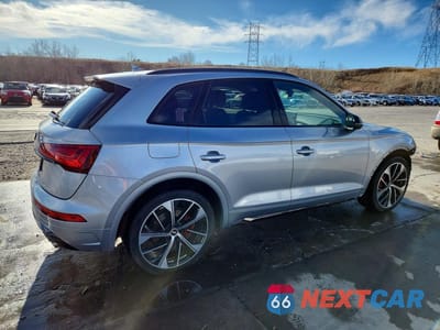 Trzecie zdjęcie samochodu z tyłu: 2022 AUDI SQ5 PREMIUM PLUS VIN:WA1B4AFY8N2029154 - miniatura