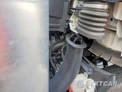 Zdjęcie 11 z 13 samochodu: 2025 ISUZU NPR HD VIN:54DC4W1D0SS207531 - miniatura