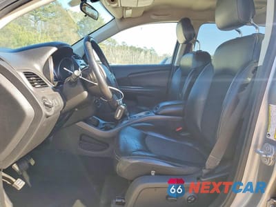 Zdjęcie 7 z 12 samochodu: 2018 DODGE JOURNEY CROSSROAD VIN:3C4PDDGG6JT430598 - miniatura