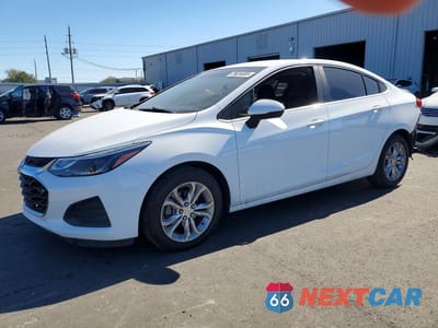 2019 CHEVROLET CRUZE LT 1G1BE5SM6K7146106 - główne zdjęcie licytacji z USA - miniatura