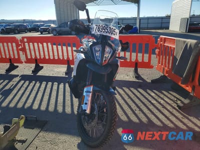 Drugie zdjęcie samochodu z przodu: 2024 KTM 790 ADVENTURE VIN:LCETS7402RH700322 - miniatura