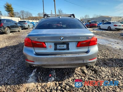 Zdjęcie 6 z 12 samochodu: 2018 BMW 530 XI VIN:WBAJA7C51JWA71322 - miniatura