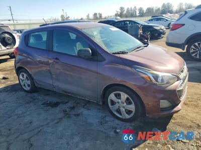 Czwarte zdjęcie samochodu z boku: 2020 CHEVROLET SPARK LS VIN:KL8CB6SA3LC469627 - miniatura