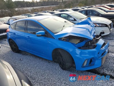 Czwarte zdjęcie samochodu z boku: 2016 FORD FOCUS RS VIN:WF0DP3TH7G4116750 - miniatura