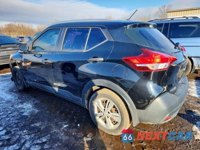 Drugie zdjęcie samochodu z przodu: 2019 NISSAN KICKS S VIN:3N1CP5CU9KL529962 - miniatura