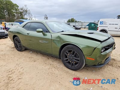 Czwarte zdjęcie samochodu z boku: 2019 DODGE CHALLENGER SXT VIN:2C3CDZGG5KH709017 - miniatura
