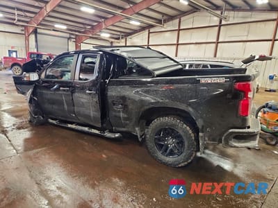 Drugie zdjęcie samochodu z przodu: 2019 CHEVROLET SILVERADO K1500 TRAIL BOSS CUSTOM VIN:1GCRYCEF1KZ250893 - miniatura