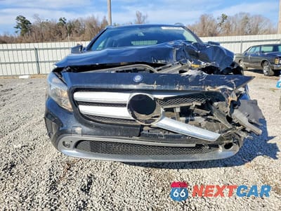 Piąte zdjęcie samochodu w środku: 2015 MERCEDES-BENZ GLA 250 4MATIC VIN:WDCTG4GB8FJ169185 - miniatura