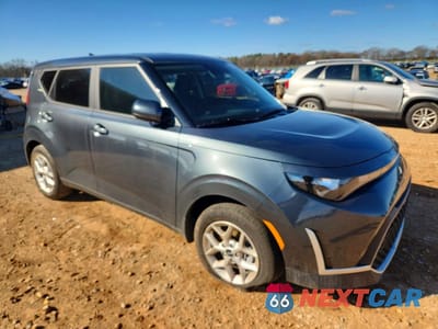 Czwarte zdjęcie samochodu z boku: 2025 KIA SOUL LX VIN:KNDJ23AU1S7966868 - miniatura