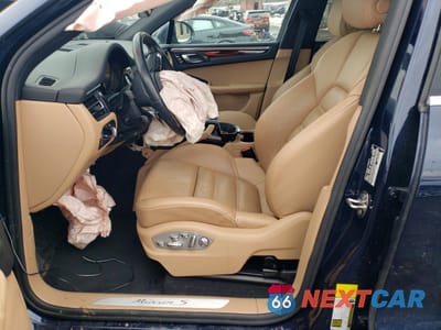 Zdjęcie 7 z 14 samochodu: 2023 PORSCHE MACAN S VIN:WP1AG2A51PLB38465 - miniatura